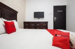 Reddoorz Near Taman Krida Budaya Malang Phòng bức ảnh